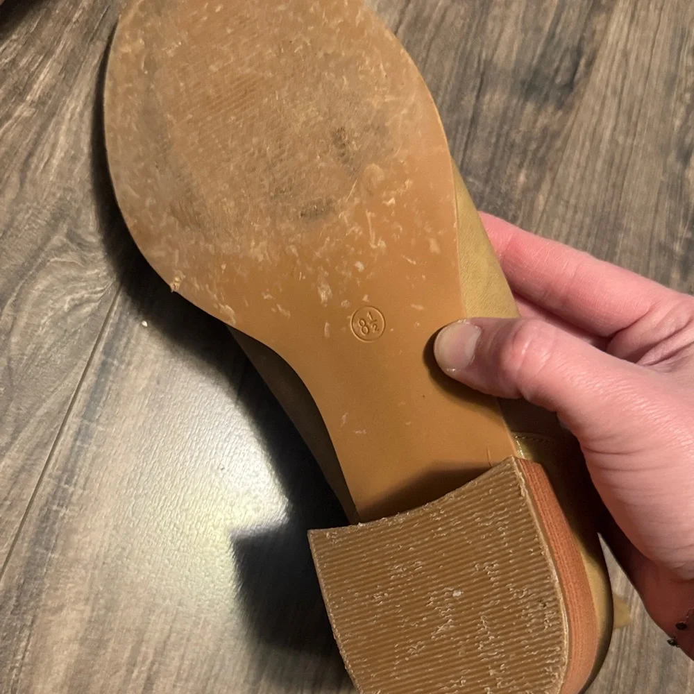 Amazon Brown Ruffle Flats - Picture 4 of 4